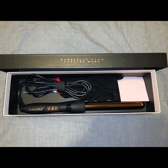 FOXYBAE Other - FOXYBAE ROSE GOLD 25MM CURLING WAND